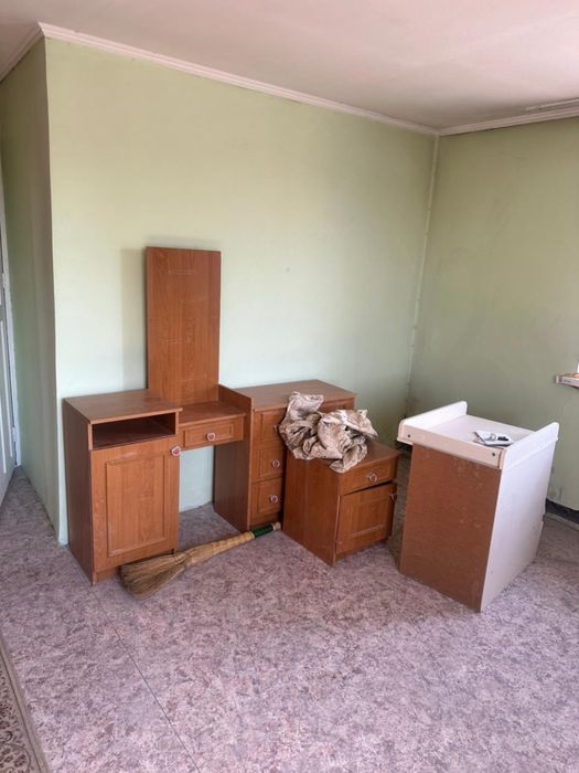 Мебель разная есть все