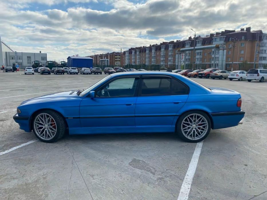 Продам диски на BMW