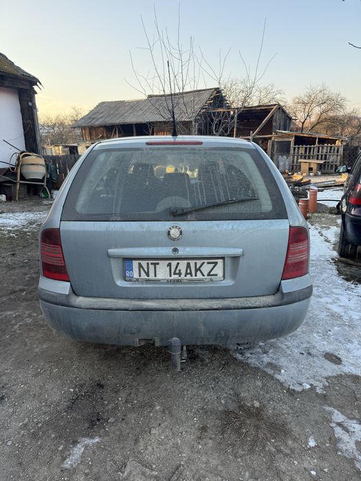 Skoda motor 1.9 in stare buna acte valabile ofer fiscal pe loc 1200 €