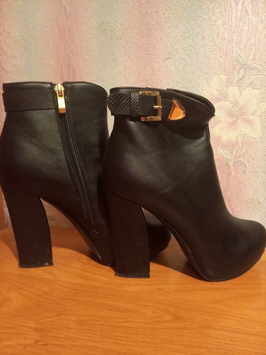 Продам 39 одеты один раз