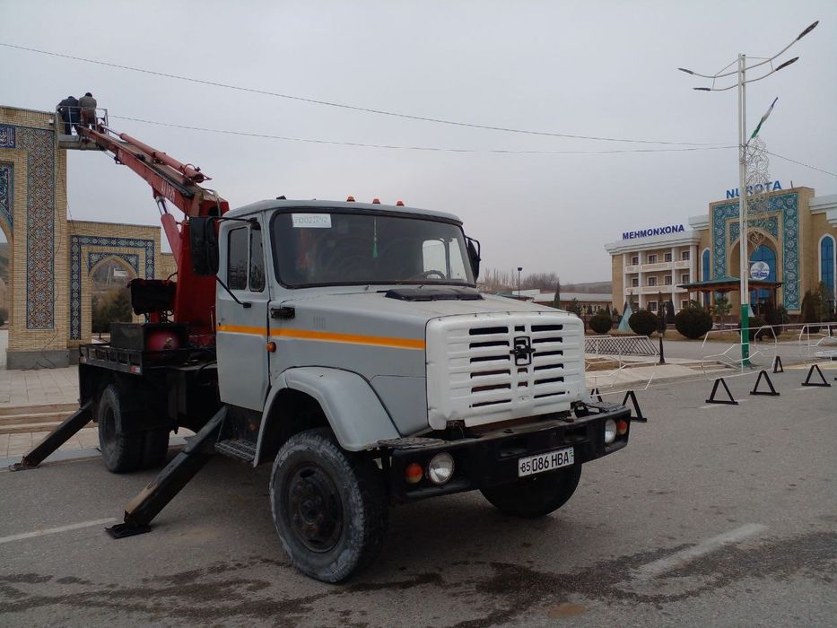 Zil 2 + 1993 sotiladi Afto vishka