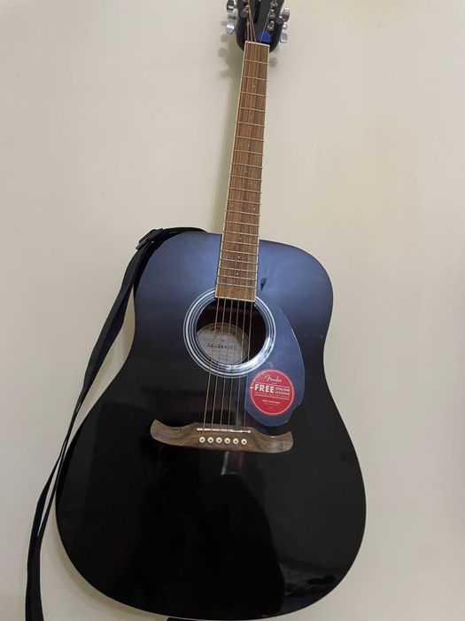 Гитара Фендер фирменный