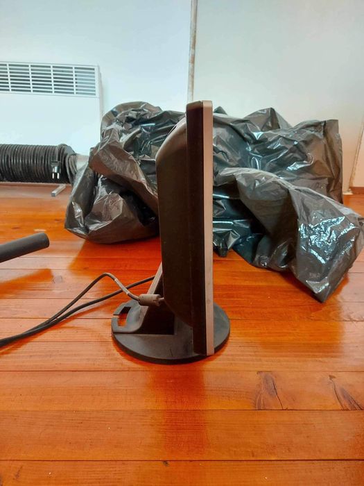 Монитор Електроника