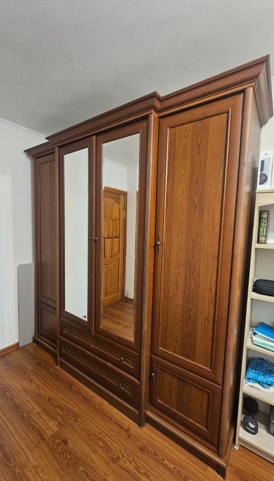 шкаф с тумбочками