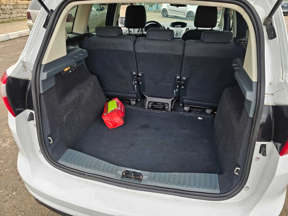 ----Ford C-max----