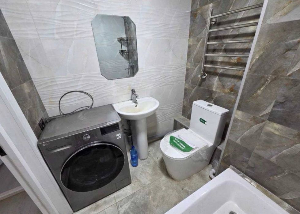 Юнусобод 17-квартал ЖК Навдар 1 хона срочни нархда 11-етаж