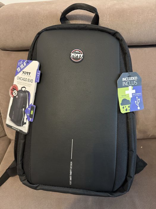 Ruxac antifurt cu spatiu pentru laptop si tableta