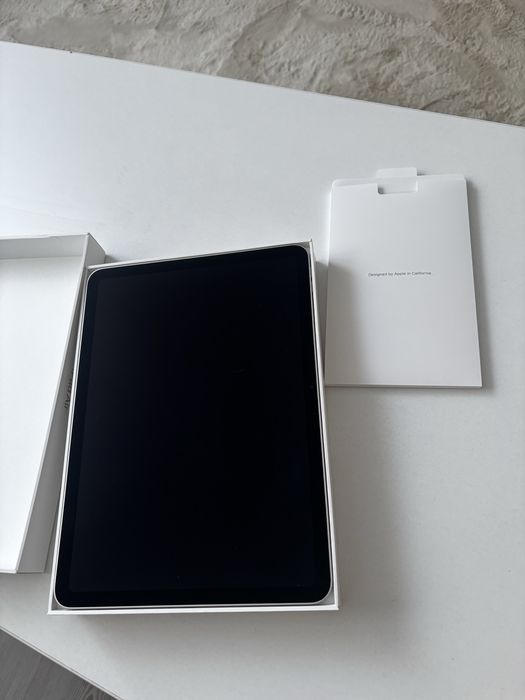 iPad Air 11” M4, 128 GB, 8GB RAM, Wi-Fi – Starlight