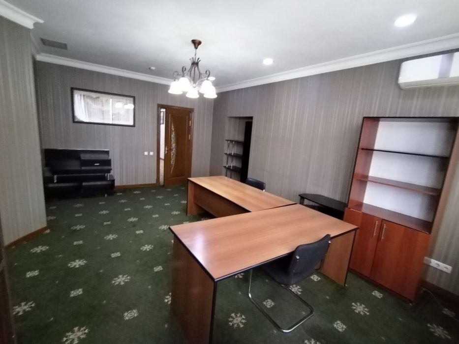 Аренда под офис 2 комната, С Мебелью! 88кв.м Алайский! 2200у.е