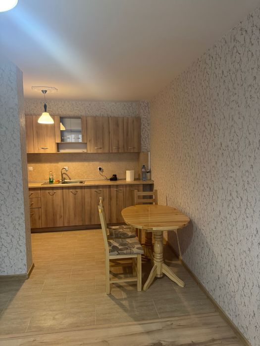 Дава се под наем Тристаен апартамент в Кърджали, Център - 100 кв.м за 510 € - Снимка #9