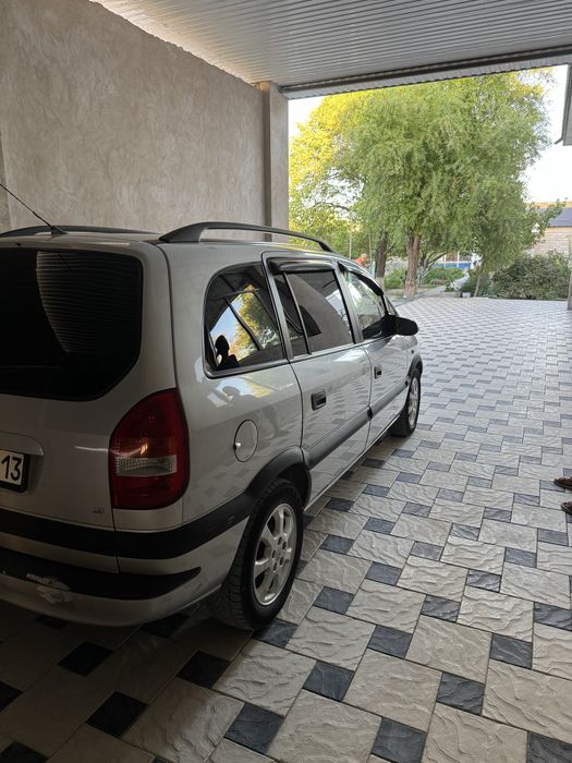opel zafira срочна машина зин