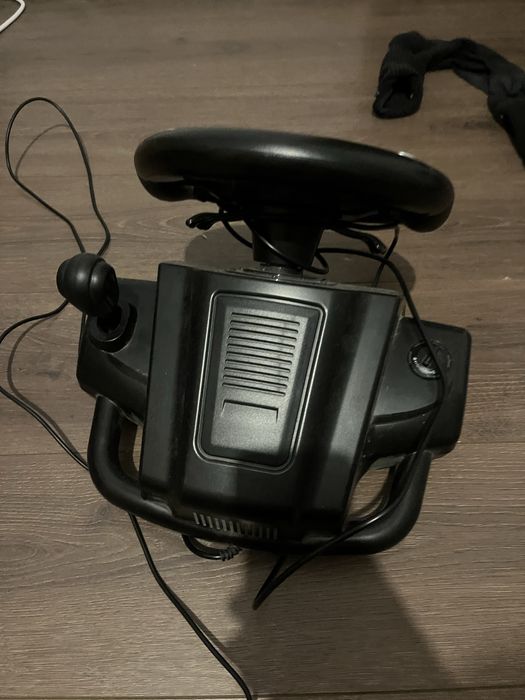 Volan trecer bun pentru ps4,ps5,pc.etc