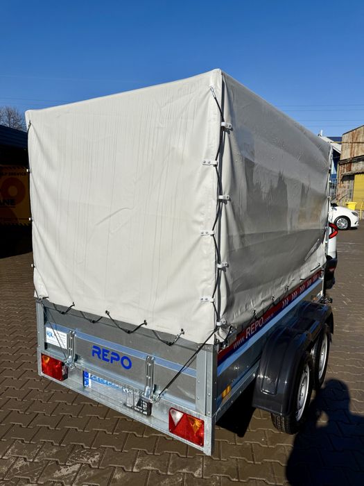 Remorcă 2 axe aproape nouă, înmatriculată, cu garanție + suport moto