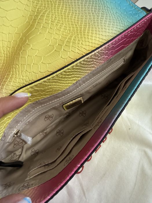 Geanta guess noua