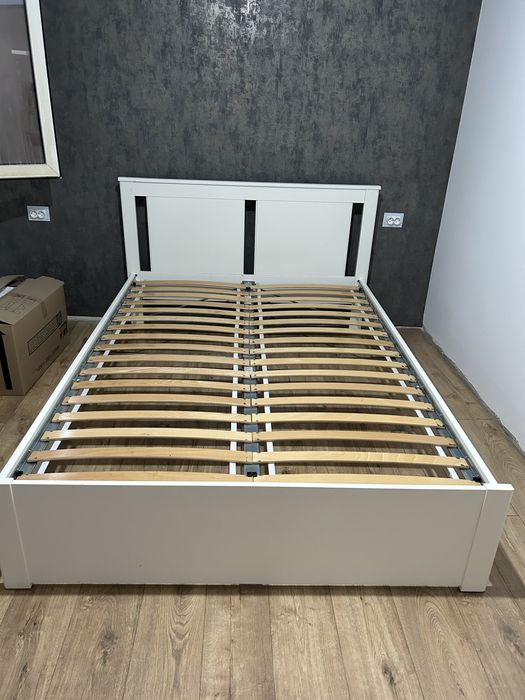 Pat IKEA BRIMNES 140x200 cm, alb, cu somieră