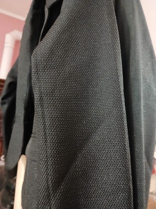 Sacou negru foarte elegant nr.42,nou fără eticheta