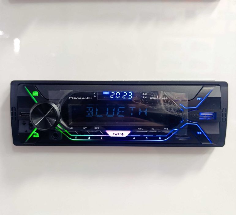 Magnitafon 767 BT Bluetooth Radio,USB, AUX, Rangi o'zgaradi