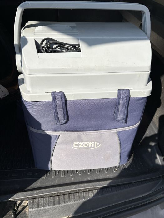 Lada frigorifica auto