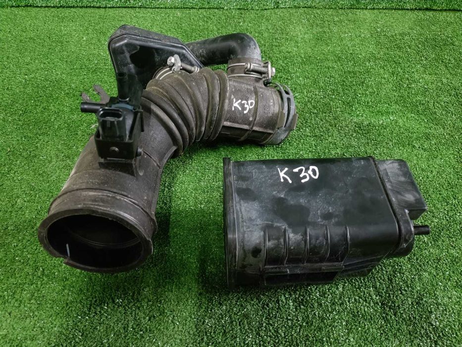 Продам воздушную гофру и абсорбер от Toyota Camry 30 35.