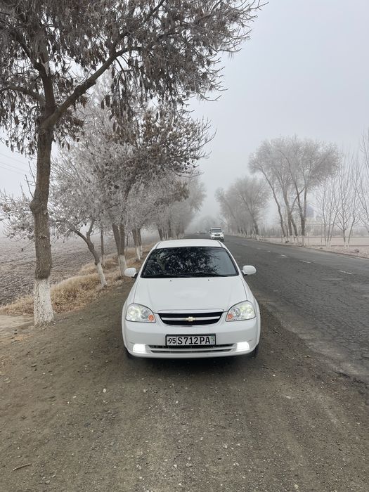 Chevrolet Lasetti 1.8 2012 y _ 91.000 km yurgan