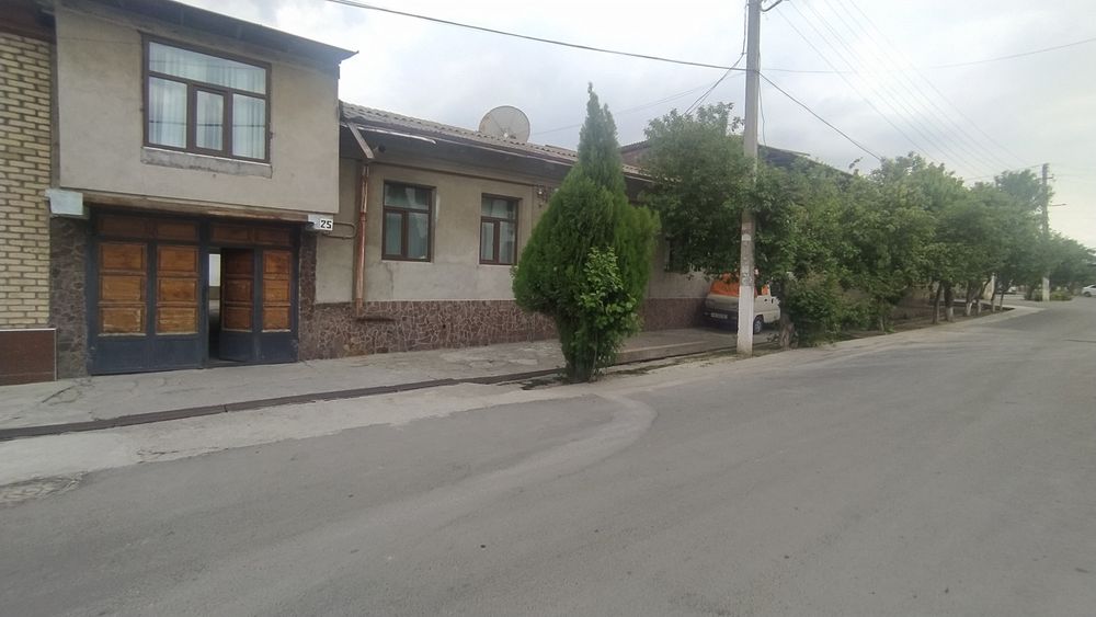 Srocno Yer narxida 4 sotix, yunusobodda