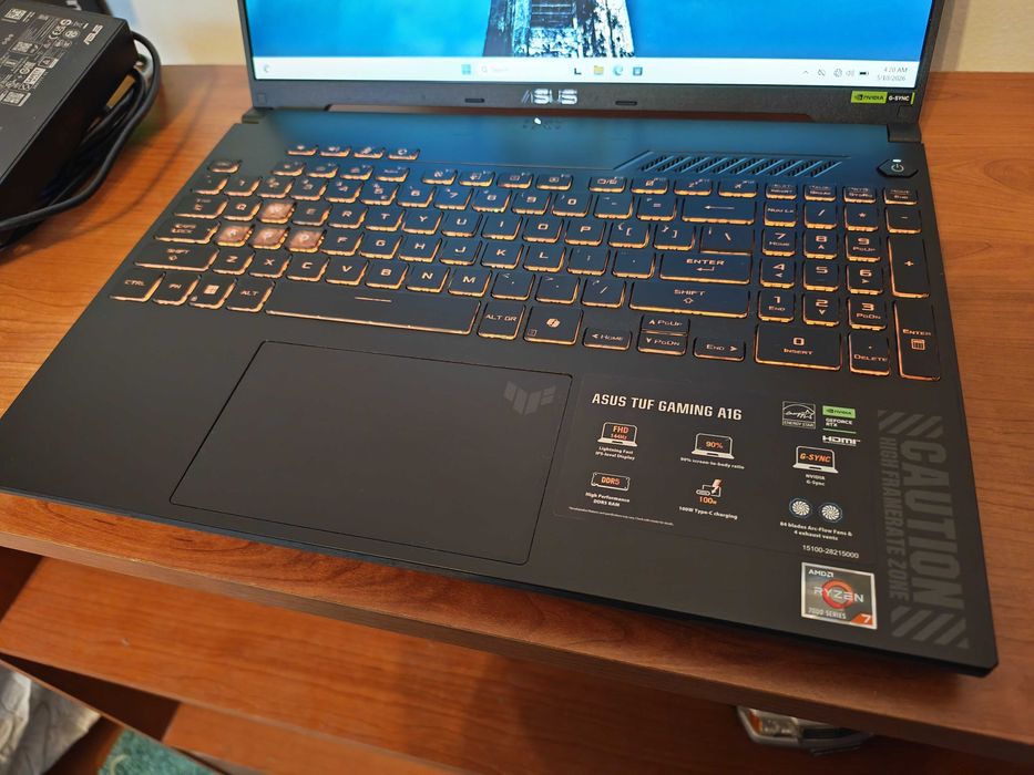 Laptop Gaming ASUS TUF A16 Ryzen 7 7745HS 16GB RTX 4050 144Hz G-sync