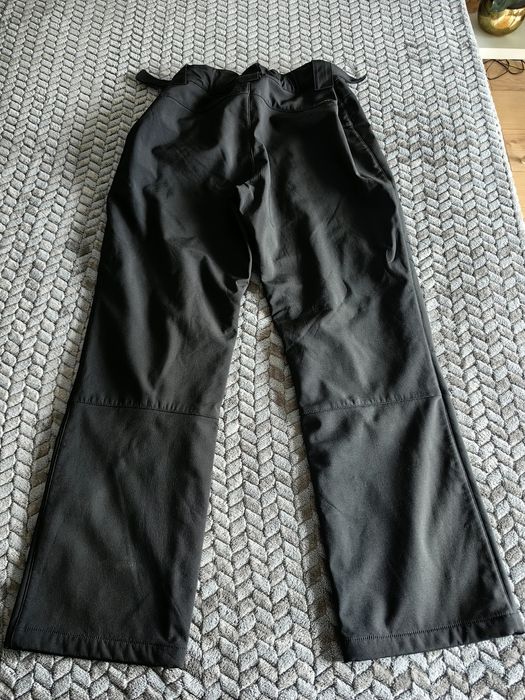 Vand pantaloni softshell