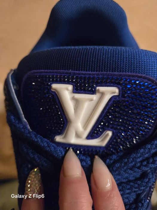 LV Unisex В наличност 39,40