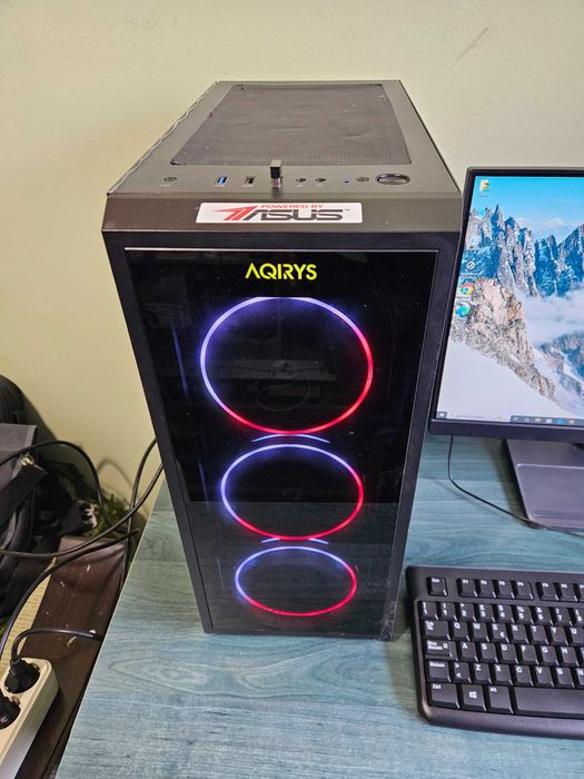 Vand Calculator Desktop PC de gaming entry-level procesor i3-10100F 16GB DDR4 500 Gb SSD Radeon RX 6600 8GB GDDR6