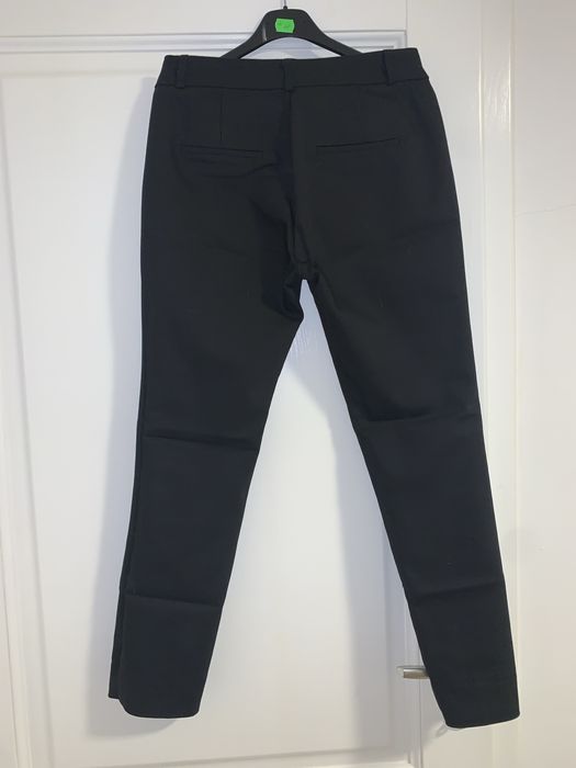 Pantaloni Stradivarius 34