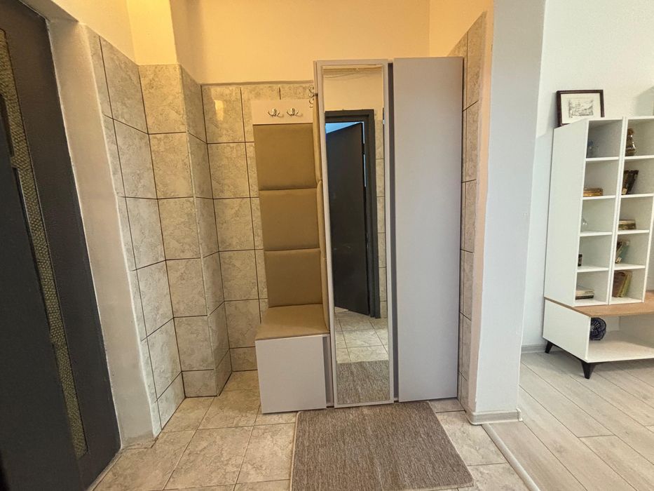 Inchiriez garsoniera la Burdea