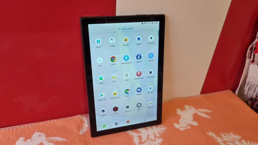 TABLETA android 14 = 300 lei