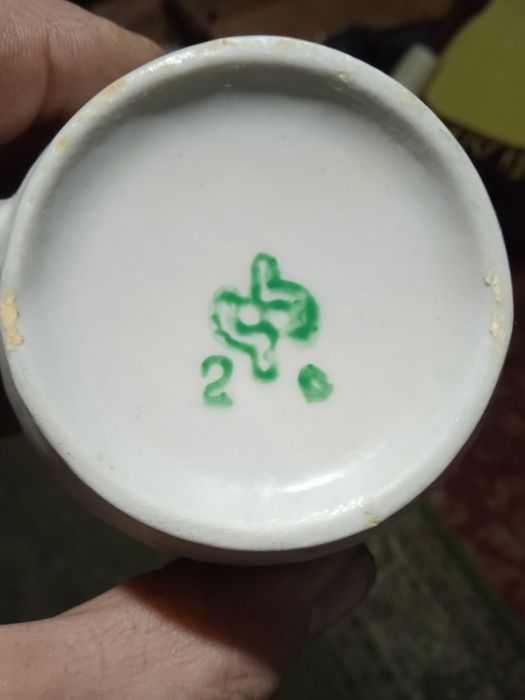 Продам чайный сервиз на 12 персон.