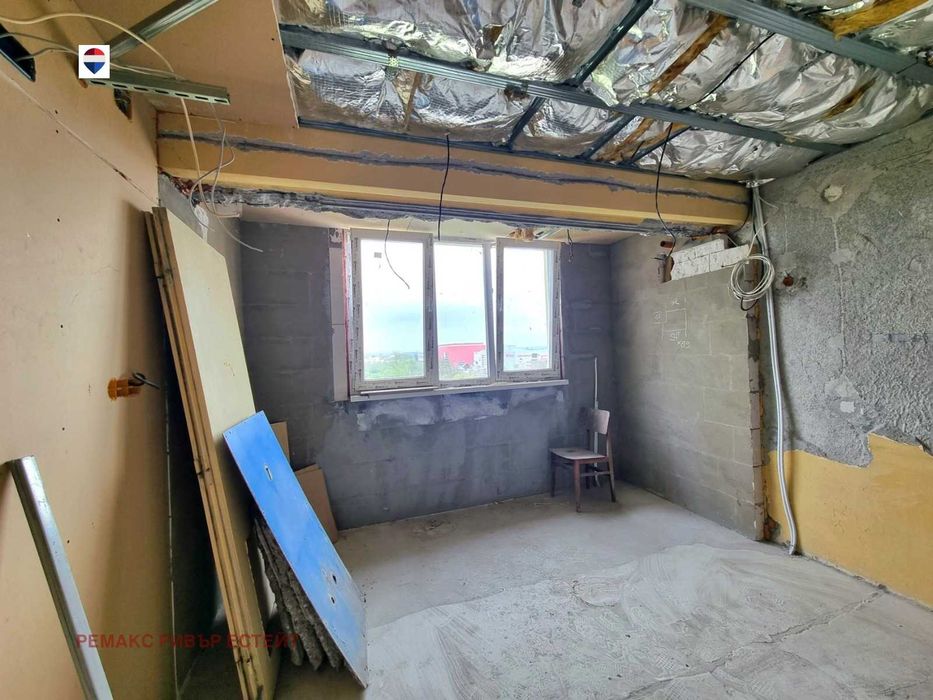 Продава се Тристаен апартамент в Русе, Здравец Изток - 80 кв.м за 498 €/кв.м - Снимка #4
