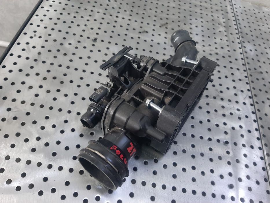 carcasa termostat 1.5 tdci  ztda ford focus 4 9818467880