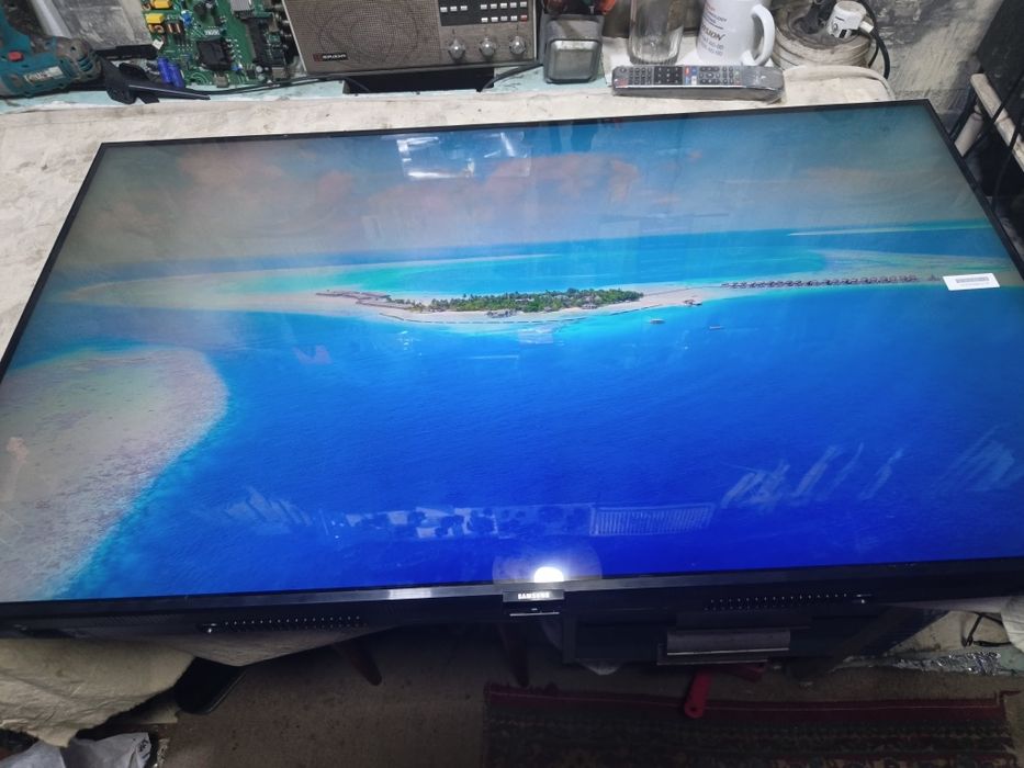 Televizor Samsung 43 original smart 4 K