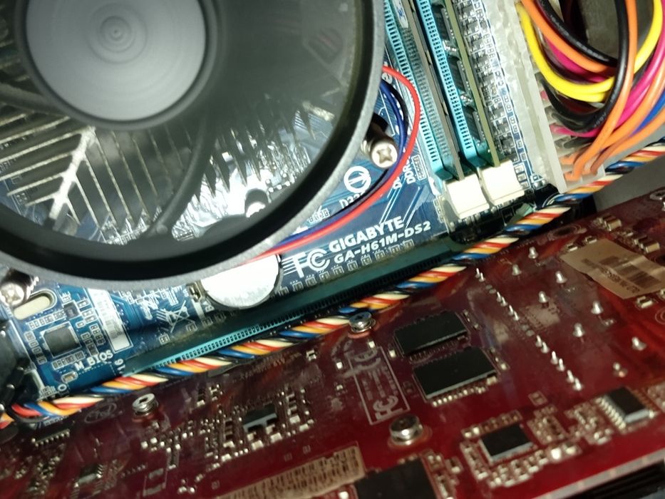 Компьютер i5\GTS450\8RAM\500HDD