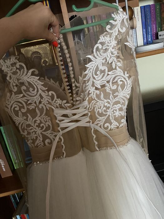 Vând rochie mireasă