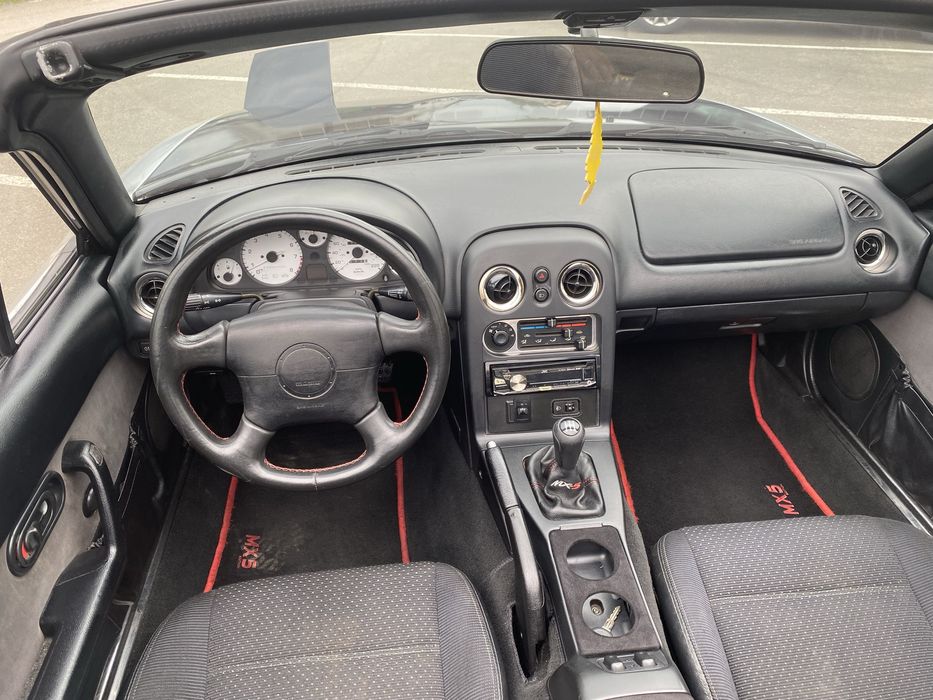 Mazda mx-5 MIATA model NA