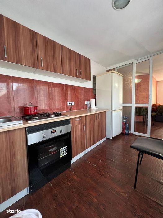 De închiriat | 3 camere | Piața Unirii | 2 dormitoare | 600 €/lună