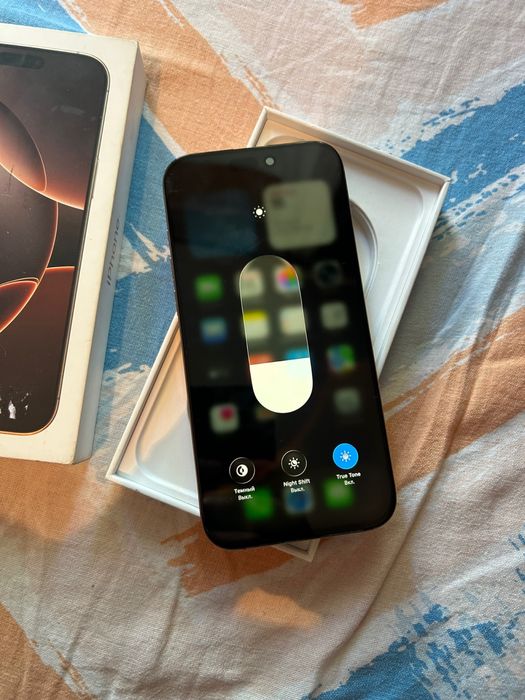 iPhone 16pro max 256gb