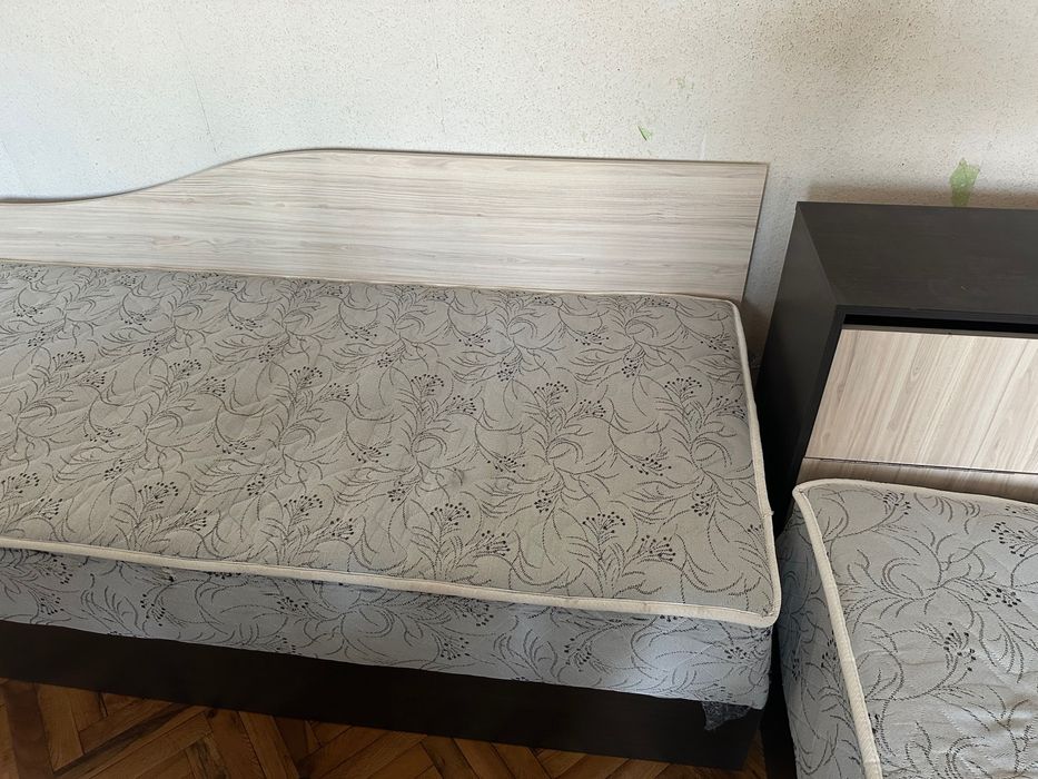 Подарявам ъглови легла