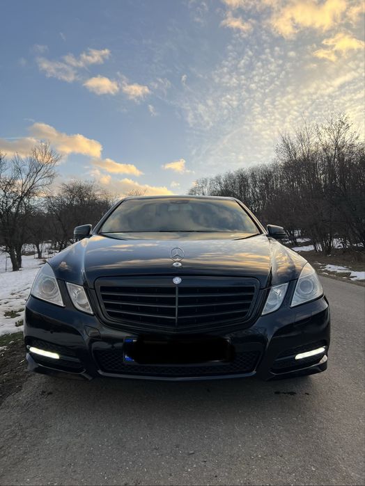 Vand Mercedes-Benz E 220