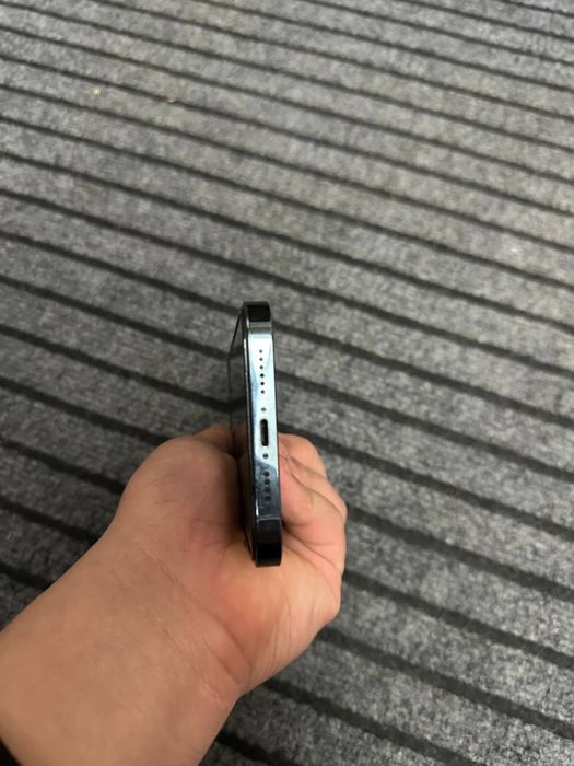 Iphone 12 pro max sunnatiga otib beriladi