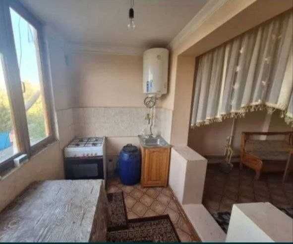 2х комнатная квартира имеется 6м балкон, югославский проект