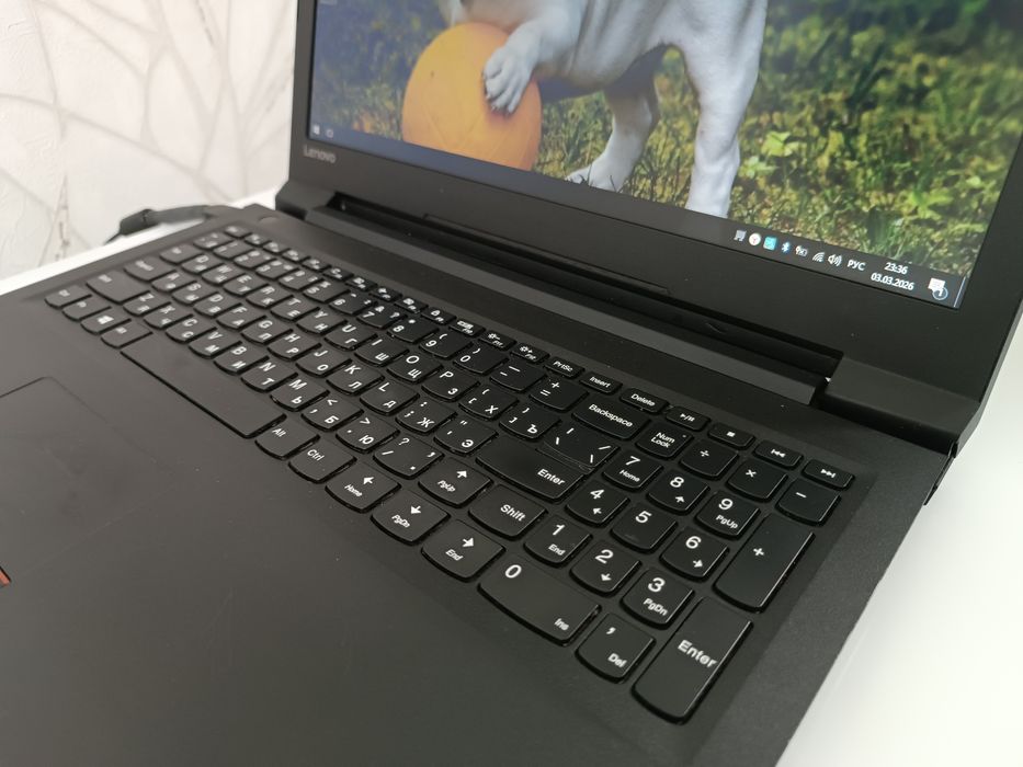 Ноутбук Lenovo WINDOWS 10 + Зарядка.