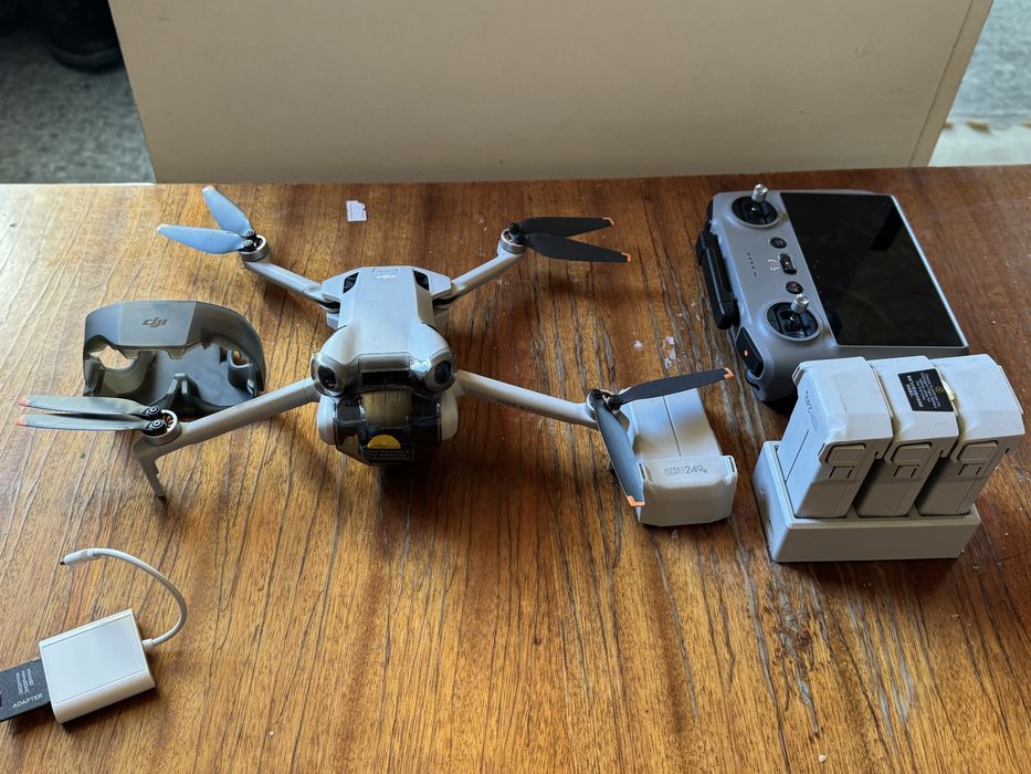 Дрон Dji mini 4 pro