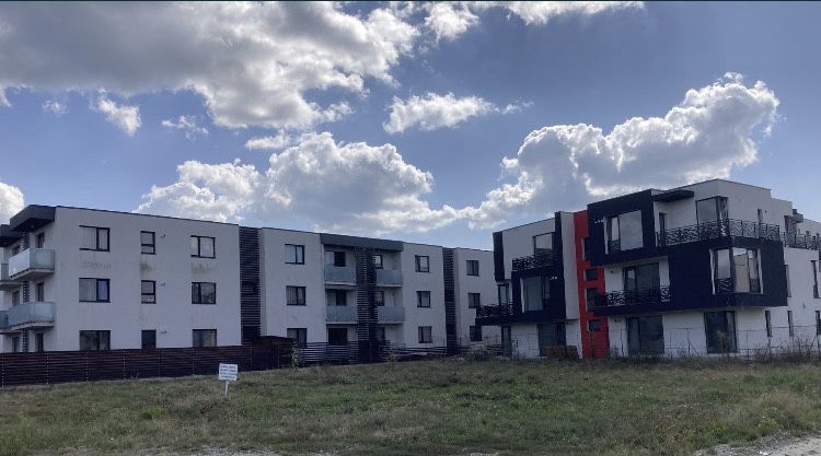 Ghimbav. 68O. m Lamaitei. Florilor. Ghimbav. Lamaitei 68o.m