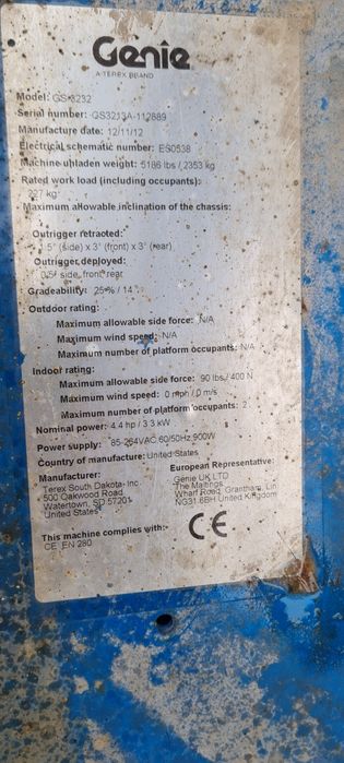 Nacela electrica genie tip foarfeca