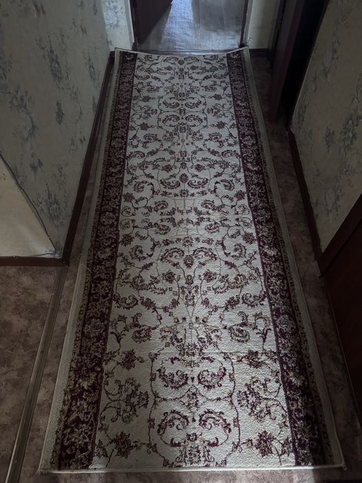 Продам 2 ковра б/у